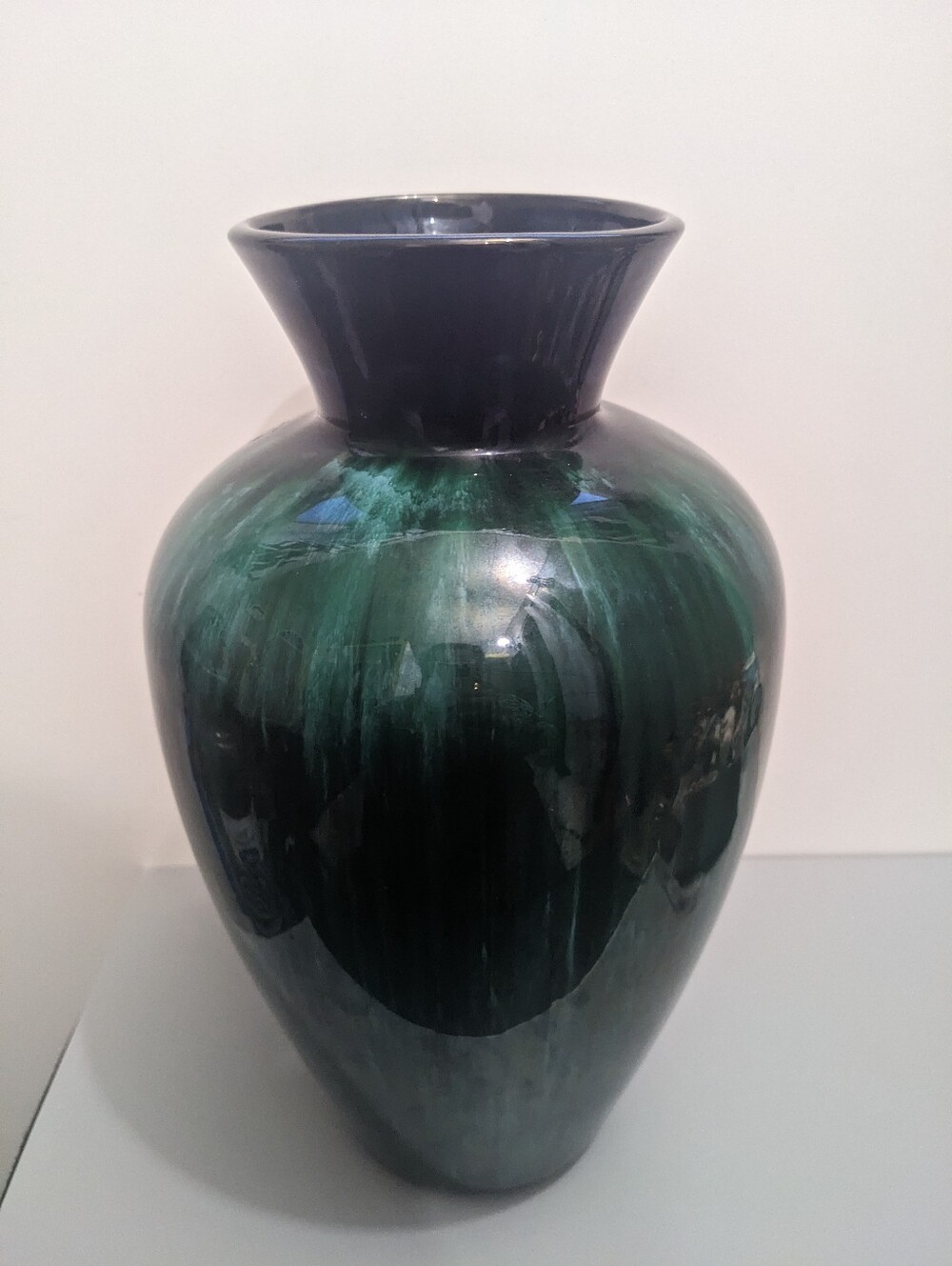 Elegant Deep Green Ceramic Vase